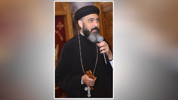 القس أرميا فهمي يحذر من استخدام وسائل التواصل الاجتماعي لنشر الفضائح ولتصفية الحسابات 3 القس أرميا فهمي يحذر