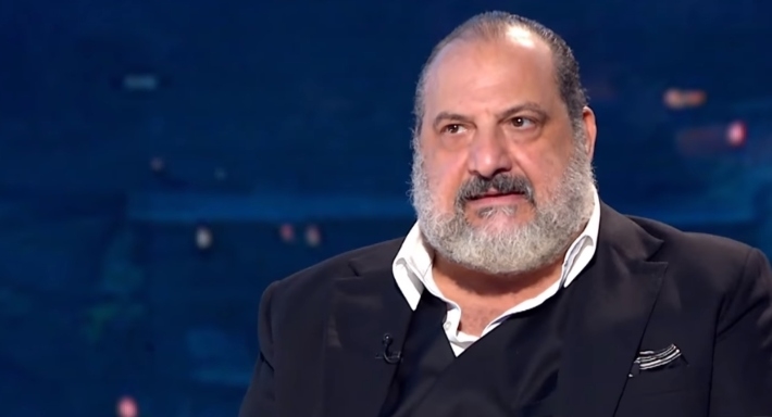 الفنان خالد الصاوي يعلن عن أصعب فترات حياته قبل الشهرة أخفيت مرضي عشان الشغل 3 تصريحات الفنان خالد الصاوي