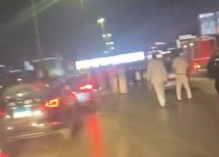 بالصور واقعة مؤلمة بمحيط مول سيتى سنتر ألماظة وأنباء عن سقوط مصابين 1 حادث مول سيتى سنتر ألماظة