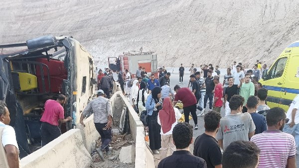 حدادًا على أرواح طلاب الجلالة جامعة المنيا تصدر هذا القرار العاجل 2 الحادث الأليم لـ طلاب الجلالة