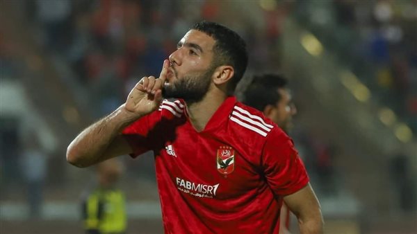 وكيل القندوسي يفجر مفاجأة بالأدلة و يدافع عن تصريحات اللاعب ضد النادي الأهلي 3 تفاصيل الجلسة واستدعاء القندوسي