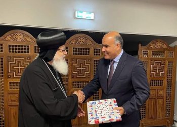 تفاصيل زيارة السفير المصري إلى مطرانية هولندا