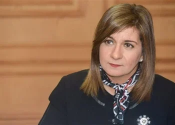 نبيلة مكرم