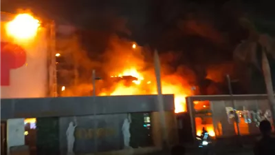 القصة الكاملة لحريق المول التجاري بالتجمع الخامس وكافيه الفنانةراندا البحيري استمر 3 ساعات 3 حريق المول التجاري بالتجمع الخامس