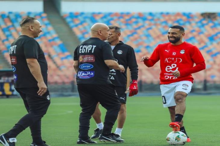 عقب رد محمد صلاح الناري على كارجر جماهير ليفربول توجه رسالة قوية 2 ردود فعل الصحف الإنجليزية عقب إراحة صلاح