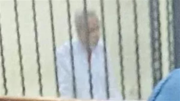 دفاع المتهم بالاعتداء على 93 سيدة طبيب روض الفرج يفجر مفاجأة مدوية بالمحكمة 3 طبيب روض الفرج