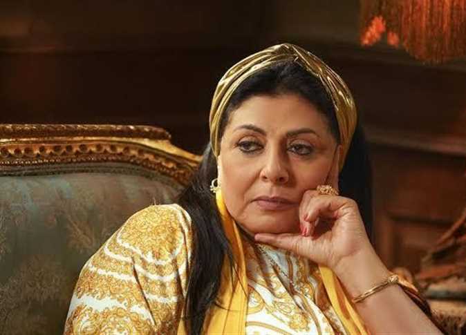 النيابة تصدر قرار عاجل بالقبض على مساعدة الفنانة هالة صدقي تسجيلات وفلاشة كشفوا الواقعة 3 مساعدة الفنانة هالة صدقي
