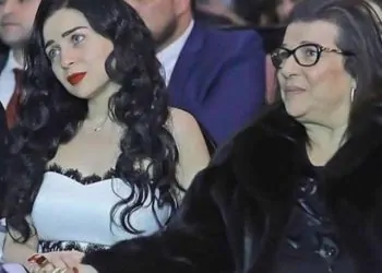 رحيل والدة مي عز الدين