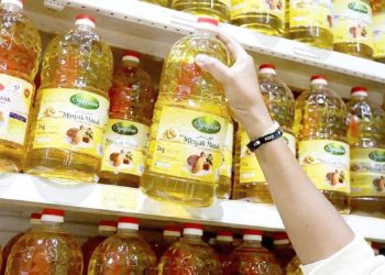 مفاجأة في سعر الزيت اليوم بالأسواق يوم طالع ويوم نازل