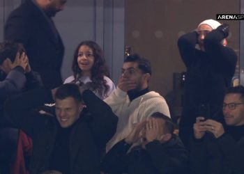 شاهد بالصور رد فعل قوي من زوجة محمد صلاح لحظة إهداره لركلة جزاء أمام ريال مدريد