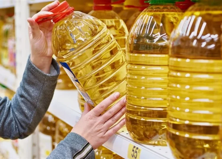 سعر الزيت اليوم في الأسواق بعد انخفاض مفاجئ في عباد الشمس والذرة 1 سعر الزيت بالأسواق
