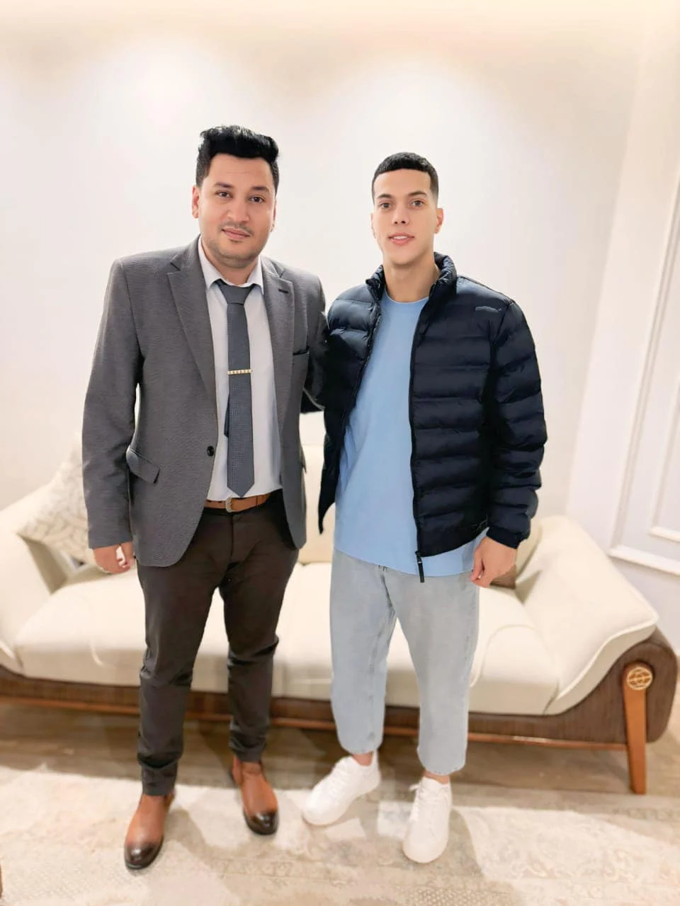 مليون جنية تفاصيل جلسة صلح بين إمام عاشور وفرد الأمن بعد حادث الشيخ زايد 2 الصلح بين إمام عاشور وفرد الأمن