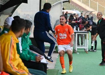 بالصور لاعب المنصورة يوضح تفاصيل المشاجرة مع مدربه بمباراة المقاولون
