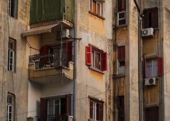 حالات إنهاء عقد الإيجار القديم بين المالك والمستأجر صدمة للملايين