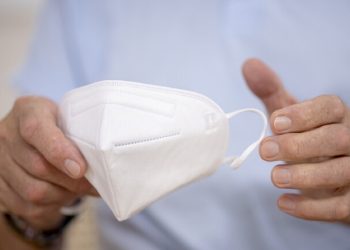 طرق الوقاية من فيروسات الجهاز التنفسي في ظل تقلبات الطقس