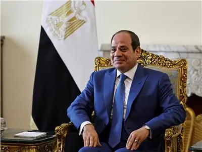 توجيه الرئيس السيسي بإقرار حزمة اجتماعية جديدة لتخفف أعباء المواطنين 3 الاتحاد الإفريقي يكرم الرئيس السيسي
