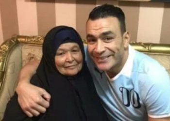 وفاة والدة عصام الحضري بعد صراع شديد ومعاناة مع المرض وهذا موعد الجنازة