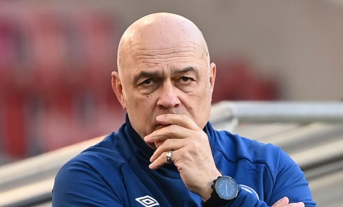 لاعبو الزمالك يطالبون بمستحقاتهم المتأخرة وحسين لبيب يبلغهم بموعد السداد 4 جروس