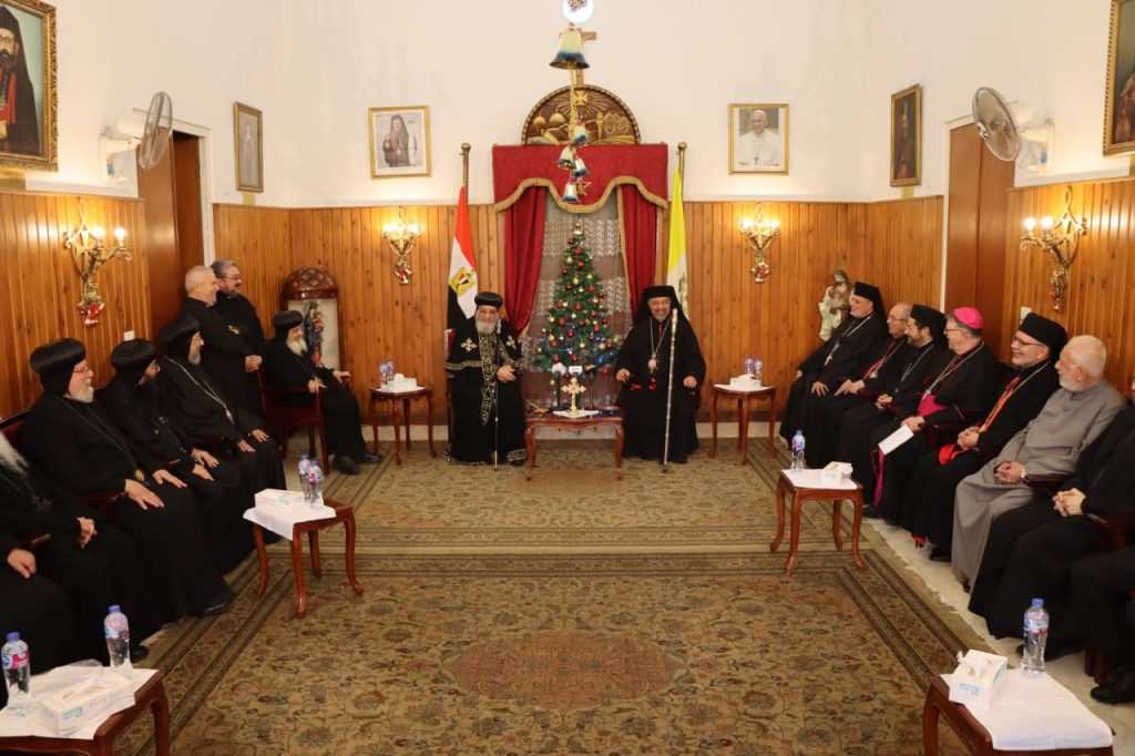 بالصور البابا تواضروس الثاني يقدم تهنئة لبطريرك الأقباط الكاثوليك بمناسبة عيد الميلاد المجيد 3 البابا تواضروس الثاني يقدم تهنئة لبطريرك الأقباط الكاثوليك