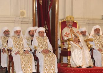 بالصور الأنبا إبراهيم إسحق بطريرك الأقباط الكاثوليك قداس عيد الميلاد المجيد