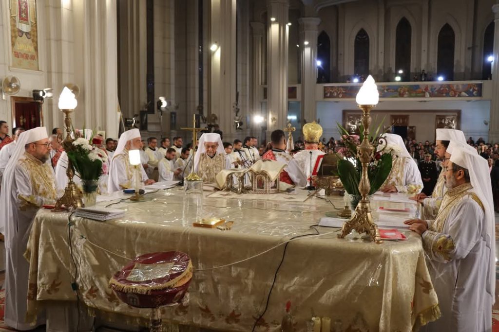 بالصور الأنبا إبراهيم إسحق بطريرك الأقباط الكاثوليك قداس عيد الميلاد المجيد 2 الأنبا إبراهيم إسحق بطريرك الأقباط الكاثوليك