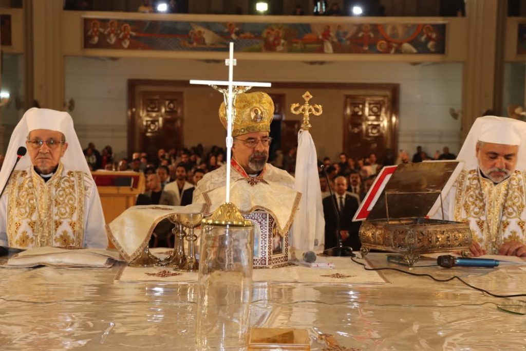 بالصور الأنبا إبراهيم إسحق بطريرك الأقباط الكاثوليك قداس عيد الميلاد المجيد 4 الأنبا إبراهيم إسحق بطريرك الأقباط الكاثوليك