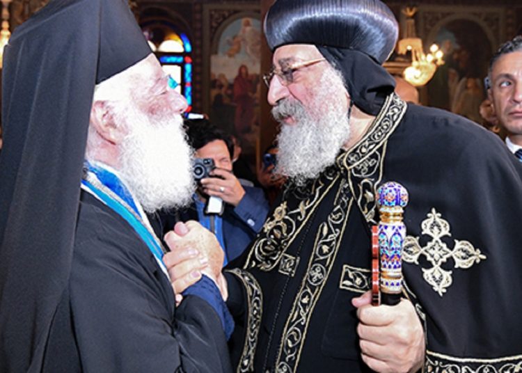 بالصور البابا تواضروس الثاني بعيد الميلاد المجيد يهنئ بطريرك الإسكندرية للروم الأرثوذكس 1 2018 4 8 10 47 37 884 710