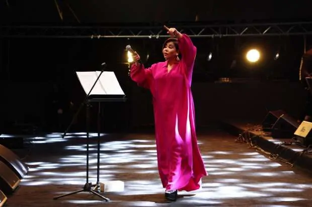 استدعاء الفنانة شيرين عبدالوهاب للتحقيق بنقابة الموسيقيين بعد أزمتها الأخيرة بسبب محمد رحيم استهترت بالقيم 4 استدعاء الفنانة شيرين عبدالوهاب للتحقيق