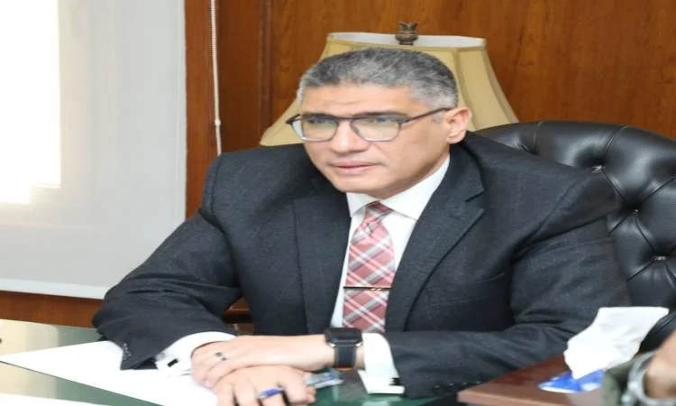 محافظ الجيزة يعتمد نتيجة الشهادة الإعدادية 2025 الترم الأول ويكشف عن نسبة النجاح 1 محافظ الجيزة