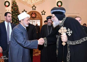 تعليق شيخ الأزهر بشان تحريم تهنئة المسيحيين بأعيادهم