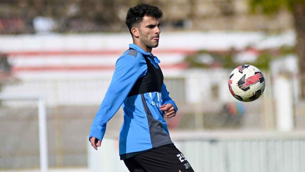 عقوبة نادي الزمالك على أحمد سيد زيزو بسبب عدم حضوره للتدريبات 4 تجديد عقد أحمد سيد زيزو مع نادي الزمالك
