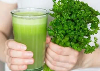 اعرف فوائد شرب البقدونس على الريق وهل له اية اضرار