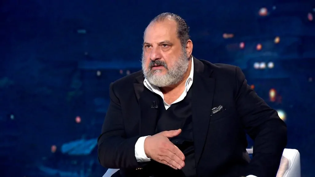 الفنان خالد الصاوي يكشف تفاصيل إصابته بشلل فى المعدة 2 الفنان خالد الصاوى