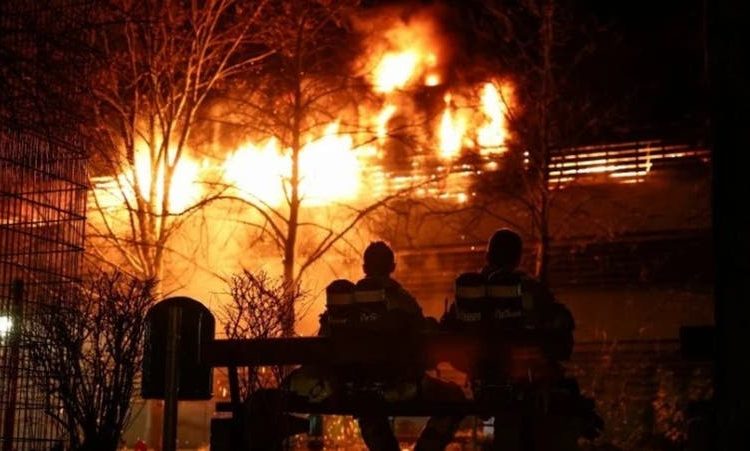 حوادث مأساوية في ليلة رأس السنة في ألمانيا بسبب الألعاب النارية 1 5 2