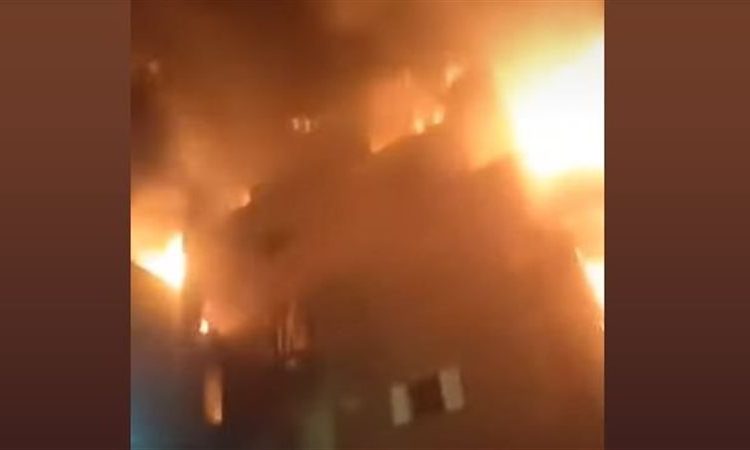 بيان لحقيقة امتداد النيران لدير القديس سمعان الخراز وتحرك عاجل من محافظ القاهرة بشأن حريق منشية ناصر 1 حريق الزرايب