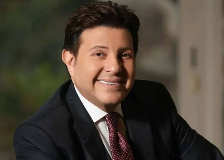 مصدر مقرب من الفنان هاني شاكر يكشف تطورات حالته الصحية بعد الأزمة التي تعرض لها في فرنسا 1 هاني شاكر