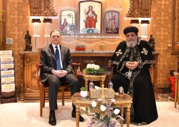 تفاصيل زيارة وزير الداخلية لتهنئة البابا تواضروس بمناسبة عيد الميلاد