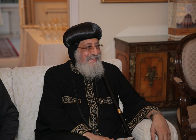 بالصور تفاصيل لقاء البابا تواضروس الثاني في المقر البابوي مع الأنبا ثيؤدوسيوس ونيافة الأنبا فيلوباتير 1 2018 4 8 10 47 37 884 234