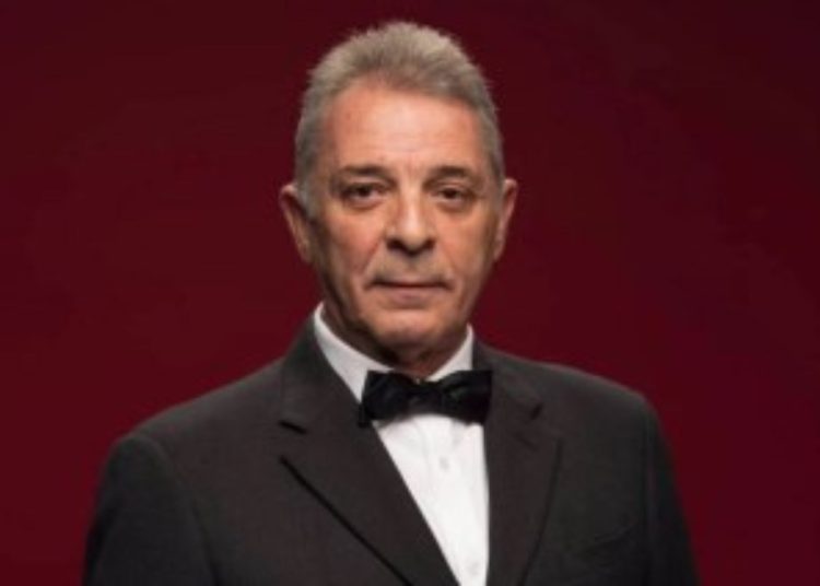 الفنان محمود حميدة يشعل السوشيال ميديا بتصريح ناري عن تعليم الدين 1 وعكة صحية مفاجئة لـ محمود حميدة