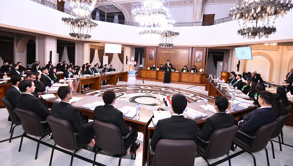 بالصور البابا تواضروس الثاني يترأس الجلسة الافتتاحية لمجلس الشباب السكندري 3 البابا تواضروس الثاني