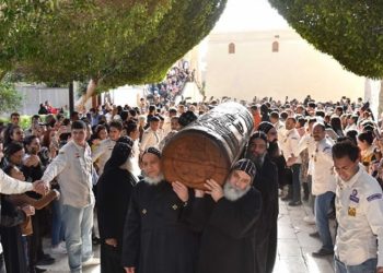 بالصور الاحتفال بتذكار القمص ميخائيل البحيري بدير السيدة العذراء بجبل قسقام المحرق