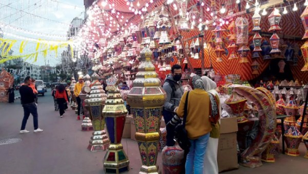 موعد إغلاق المحلات والمطاعم خلال رمضان 2025 وهذه الفئات مستثناة اعرف موعد بدء تنفيذ القرار 2 موعد إغلاق المحلات والمطاعم