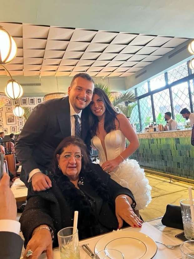بالصور الفنان هاني رمزي يحتفل بخطوبة نجله بحضور أشقائه ووالدته 3 خطوبة نجل الفنان هاني رمزي