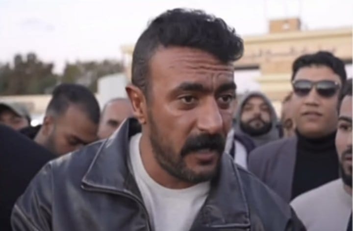 الفنان أحمد العوضي يوجه رسالة للرئيس السيسي من أمام معبر رفح بسيناء 1 العوضي يوجه رسالة للرئيس السيسي