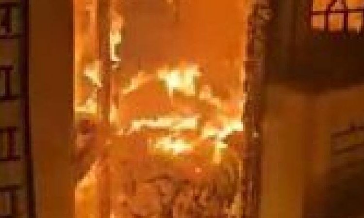 اتفحمت ننشر أول صور لحريق مدرسة قبل ساعات قليلة من بدء الدراسة 1 859 11