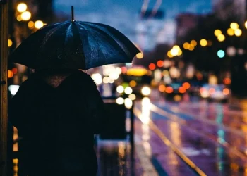 الأرصاد الجوية تجيب عن سبب برودة الطقس الاسم طوبة والفعل أمشير