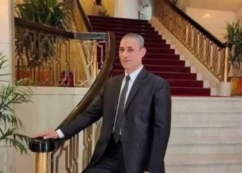 موظف دار الأوبرا