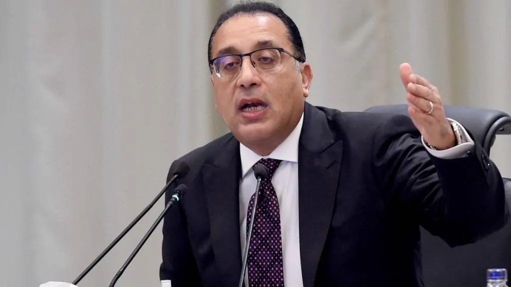 رئيس الحكومة يزف أنباء سارة للمواطنين بشأن الكهرباء مفيش تخفيف أحمال 4 رئيس الحكومة