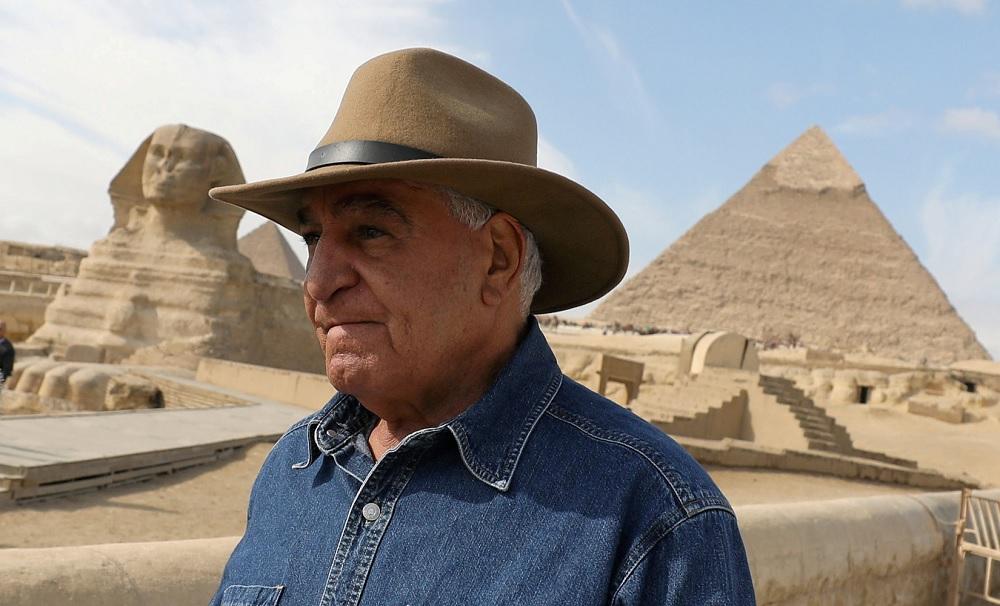 الدكتور زاهي حواس هناك شبهه جنائية في موت الملك توت عنخ آمون 3 زاهي حواس يتحدث