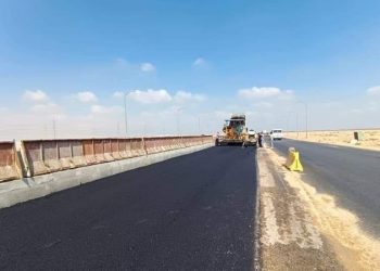غلق كلي لطريق الواحات